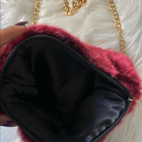 Fur shoulder bag - Picture 3 of 3